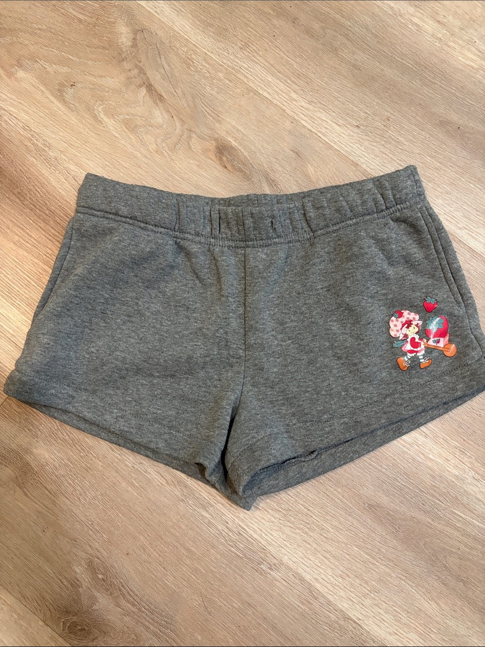 Grey Girla Casual Knit Shorts - Strawberry Shortcake